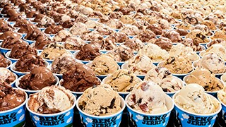 Background Image of Ice Cream in Cups